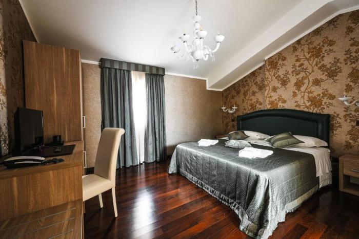 Hotel Mastrodattia Celano Ruang foto